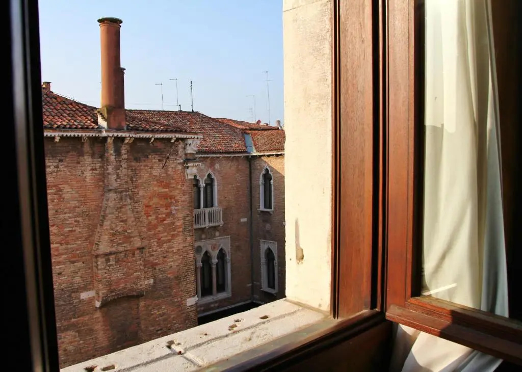 Superior Double room (full double bed)