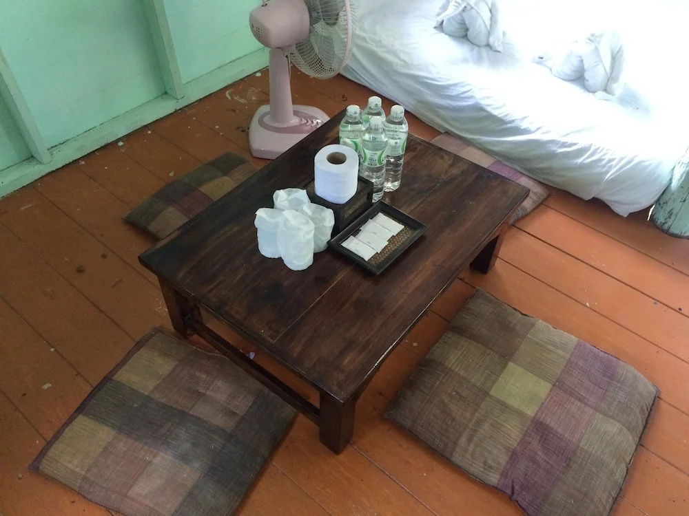 Economy room