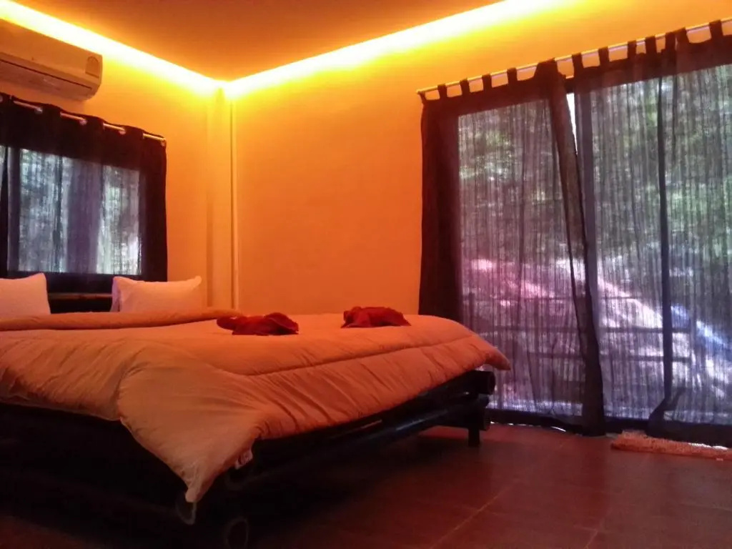 Superior Double room with balcony (full double bed)