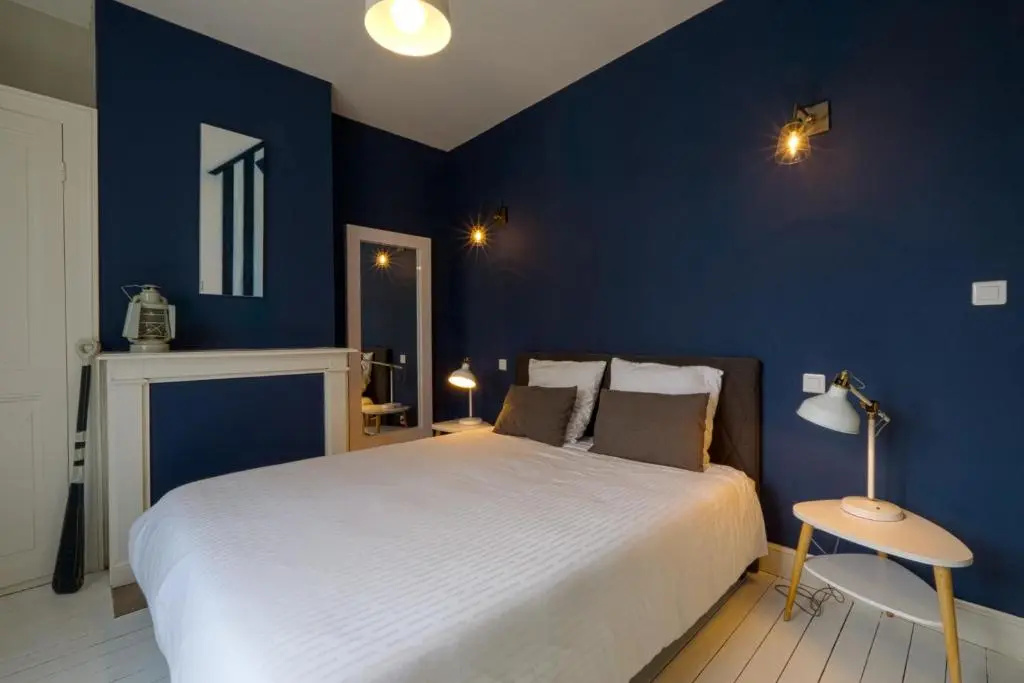 Standard Double room with balcony (full double bed)