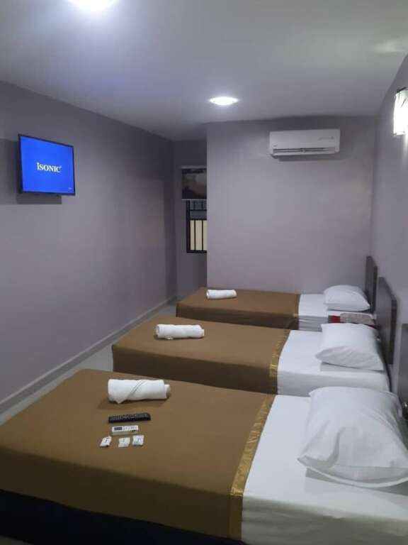 Island Time Motel