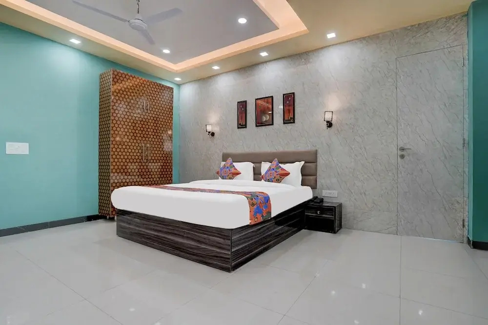 Hotel photo 12