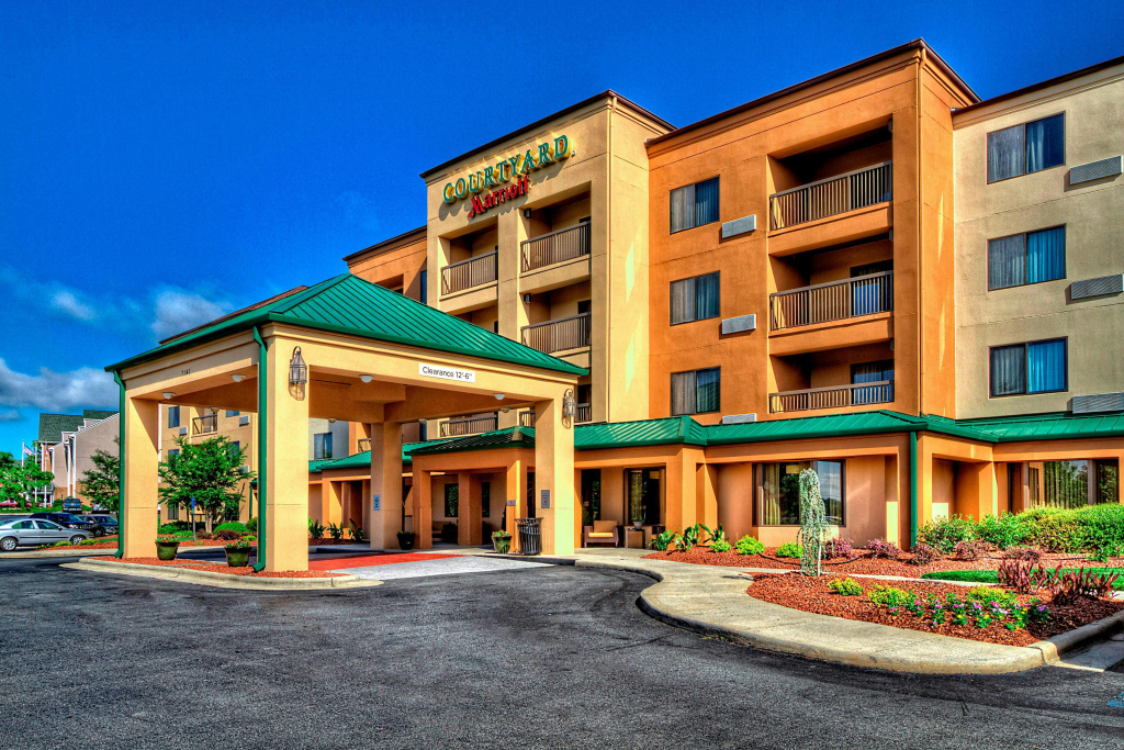 Courtyard by Marriott Burlington
