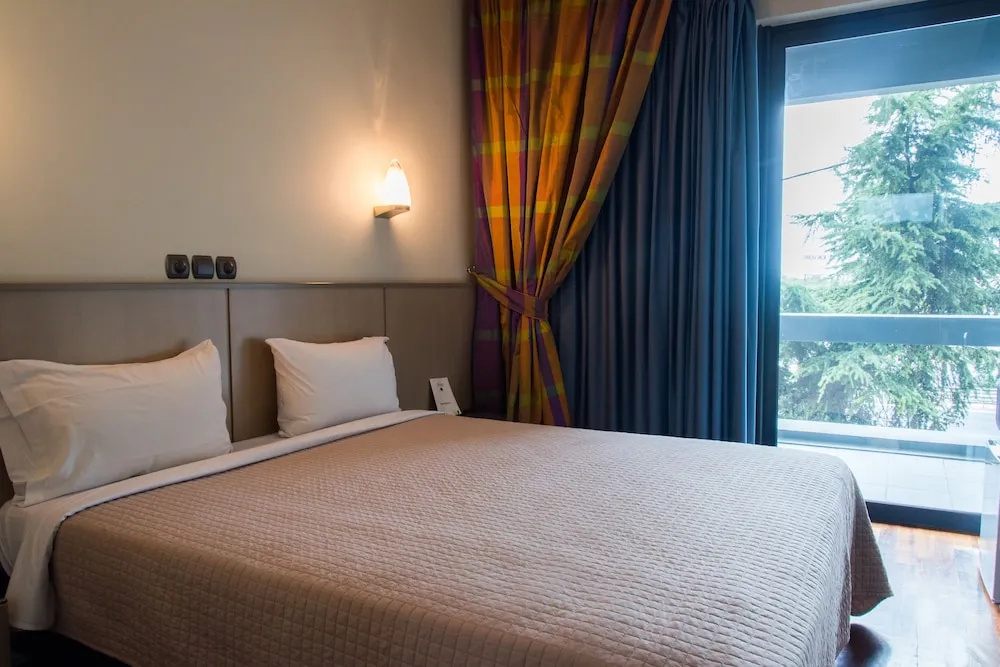Standard Double room with balcony (full double bed)
