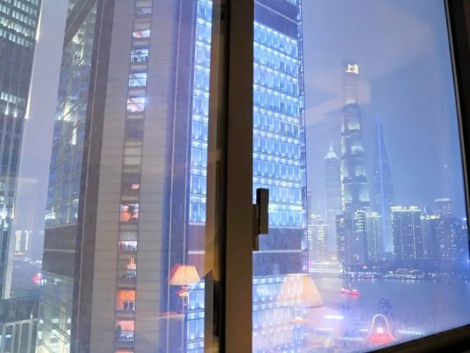 Standard Double room with river view (full double bed)