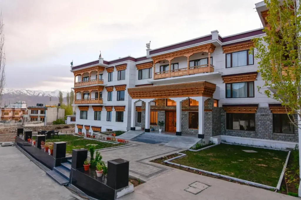 1 BR Guest house in Fort road, Leh, by GuestHouser (61E6)
