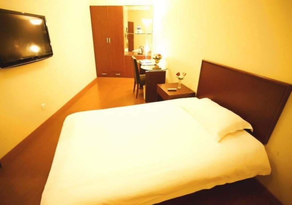 GreenTree Inn Shanghai Expo Site South Yanggao Road Subway Station Express Hotel