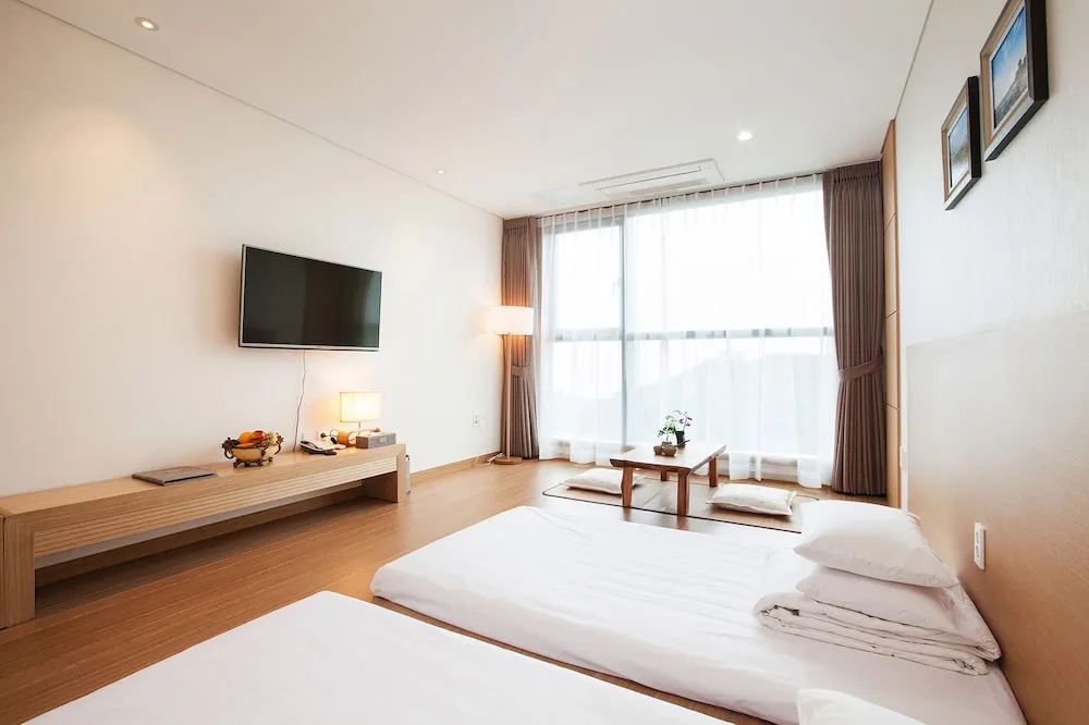 Standard room with ocean view
