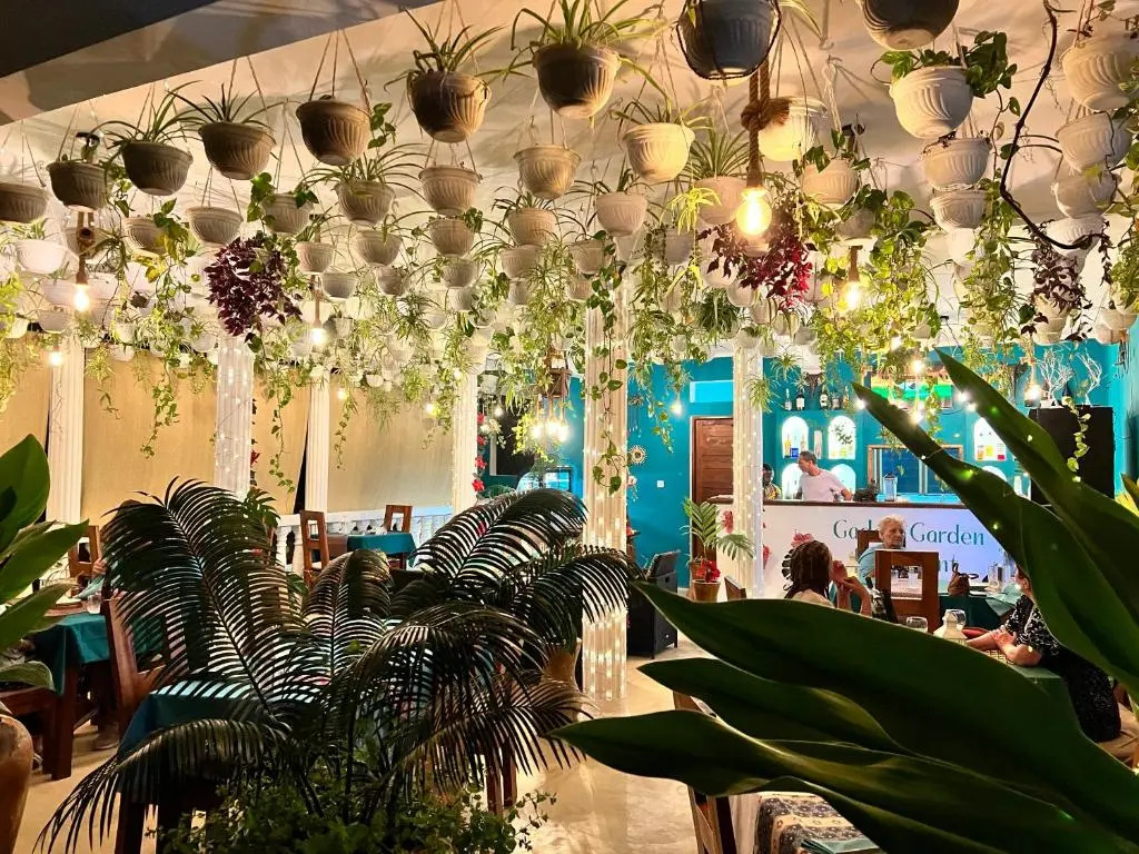 Отель Gadea Boutique Hotel & Gadea Garden Restaurant в Джамбиани