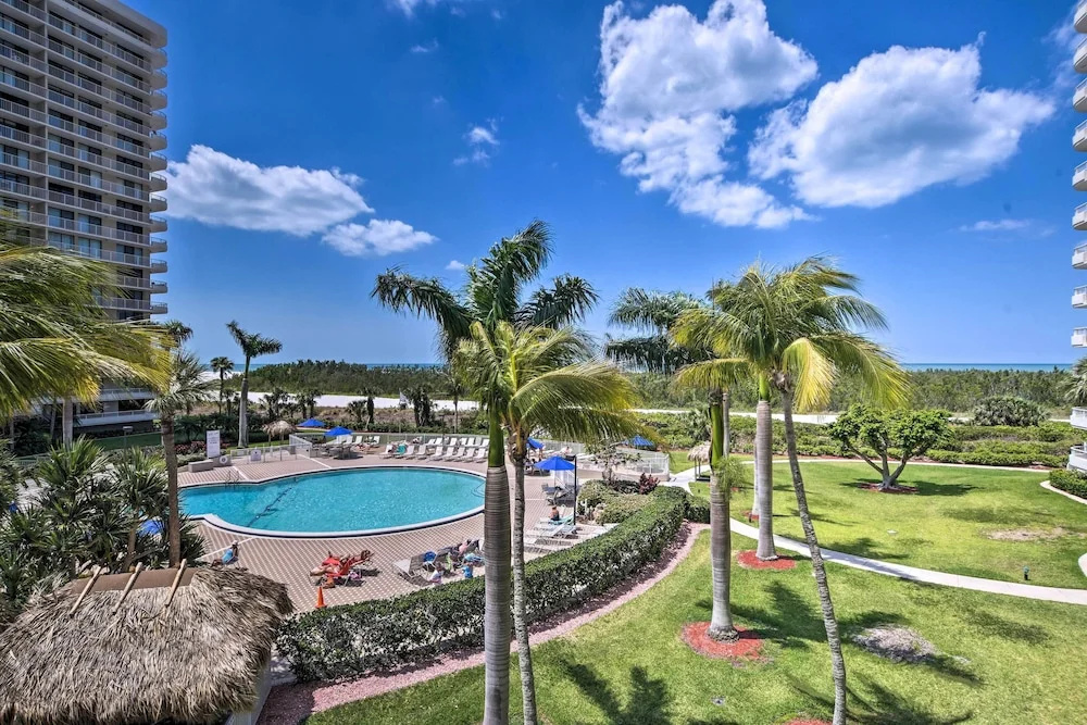 Resort-style Condo w/ Pool, Gym, Tennis + More!