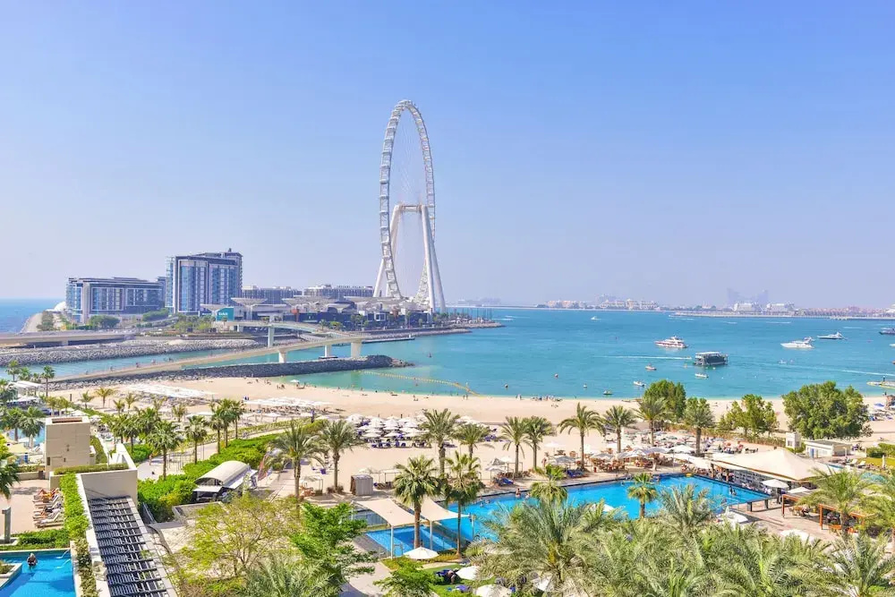 Beach & Waterfront