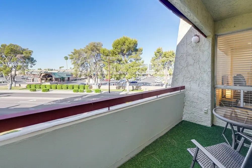 Scottsdale Condo w/ Community Pool & Hot Tub!