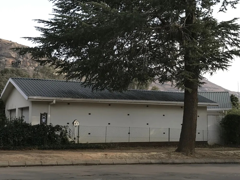 Rosewood Corner