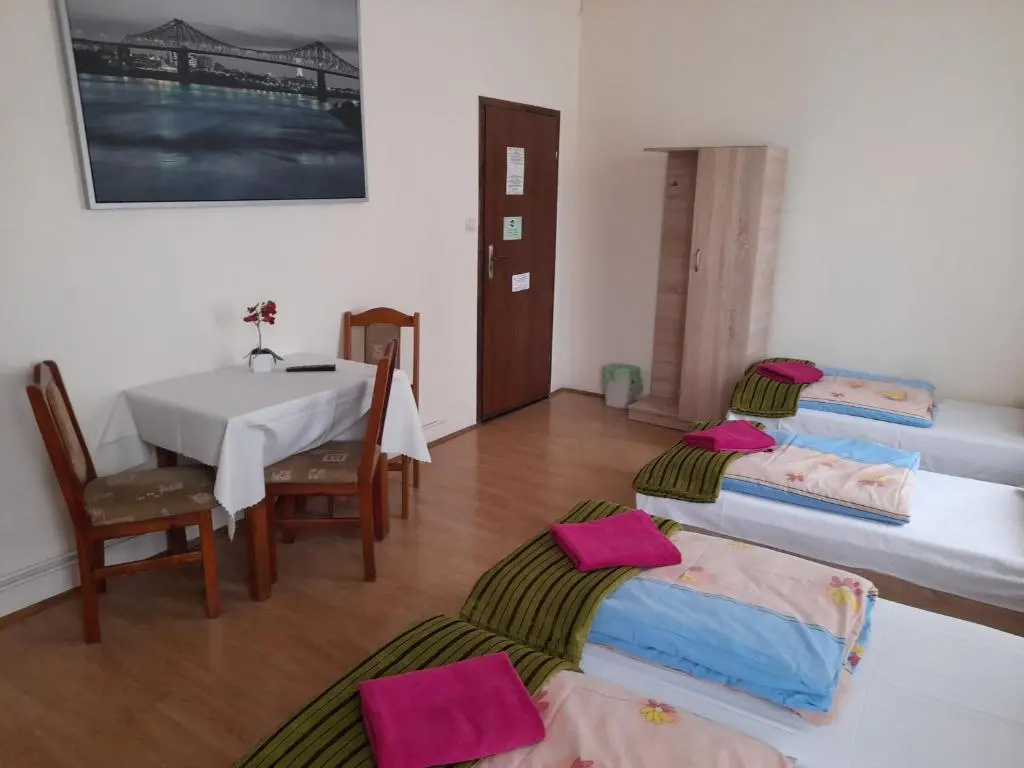 Economy Quadruple room