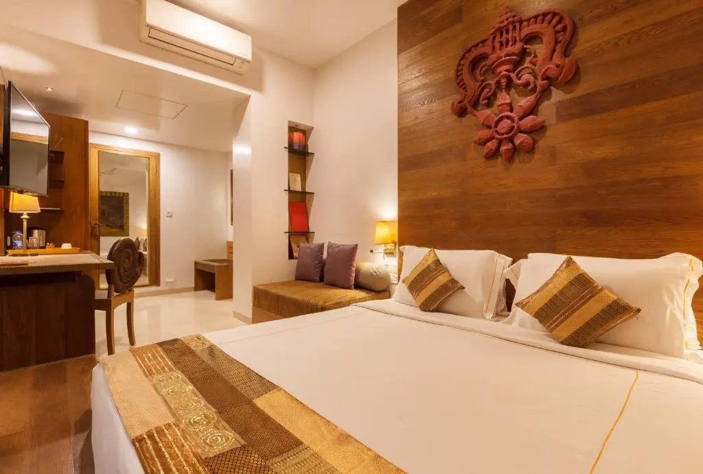 Standard Double room (full double bed)