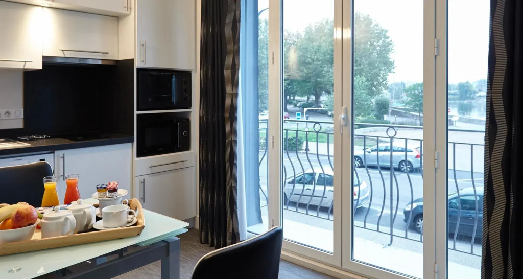 Best Western Le Cheval Blanc - Vieux Port - Général