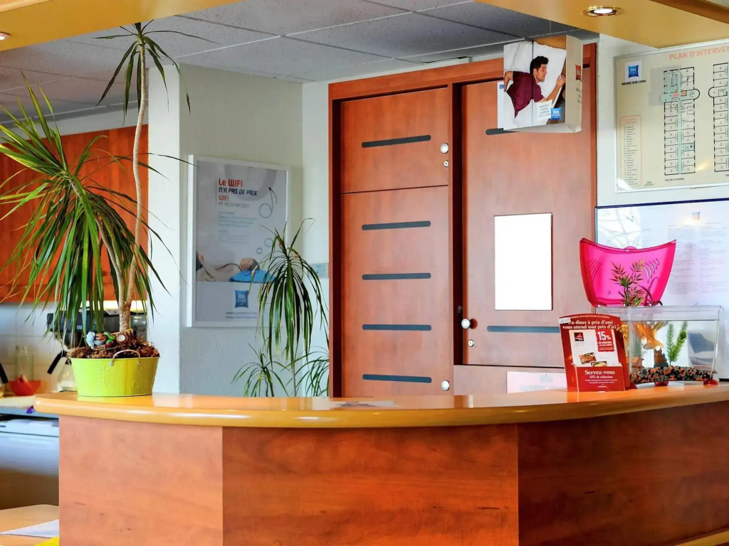 Voir la photo 2 — ibis budget Orléans Ouest Meung Sur Loire