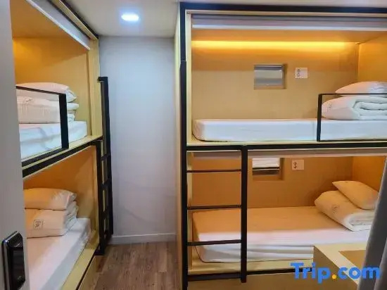 Bed in Dorm