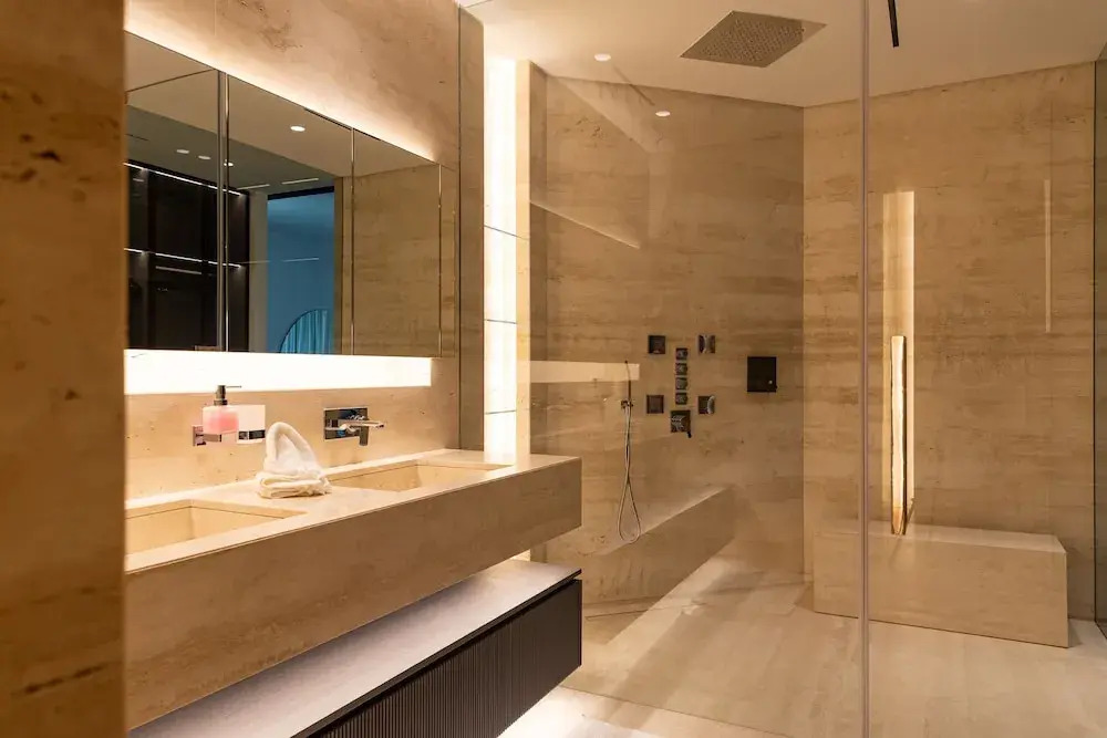 Palm Paradise- 5BR Villa - Infinity Pool image rooms