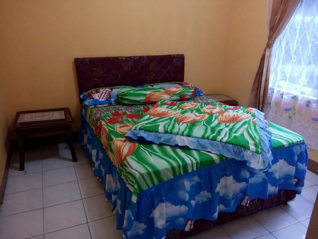4 Bedrooms Villa