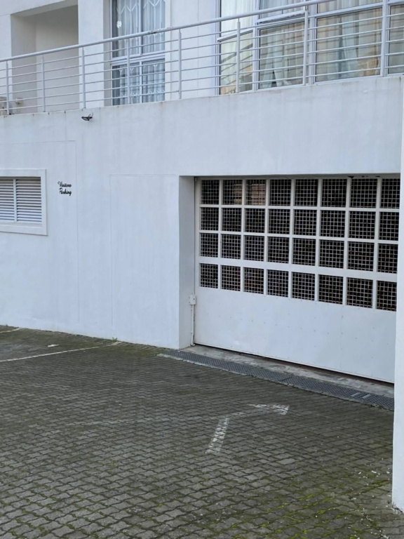 Cozy two bedroom unit in Strand with pool gym and laundromat