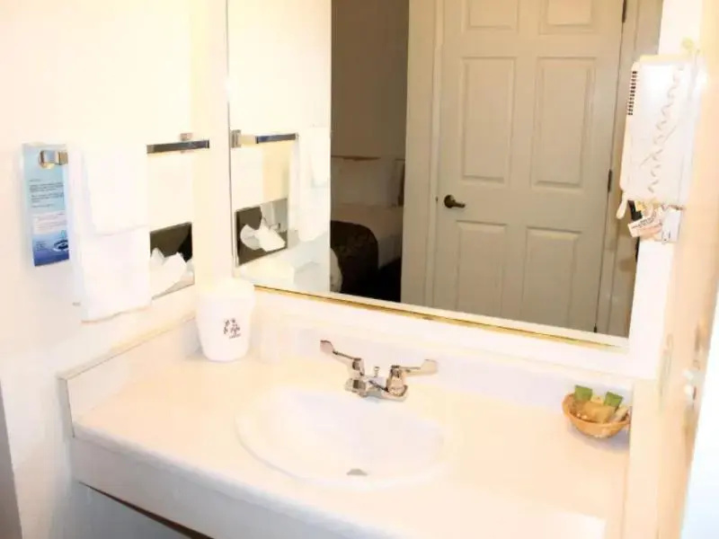 Double Studio (full double bed)