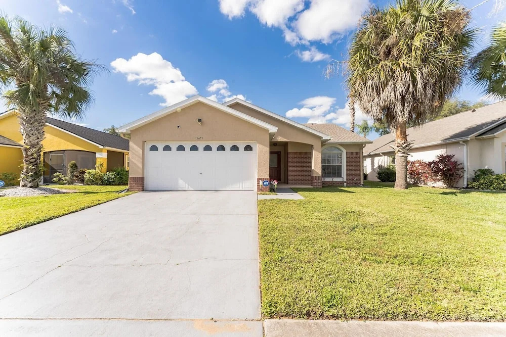 Private Pool and Game Room Near Disney!!!