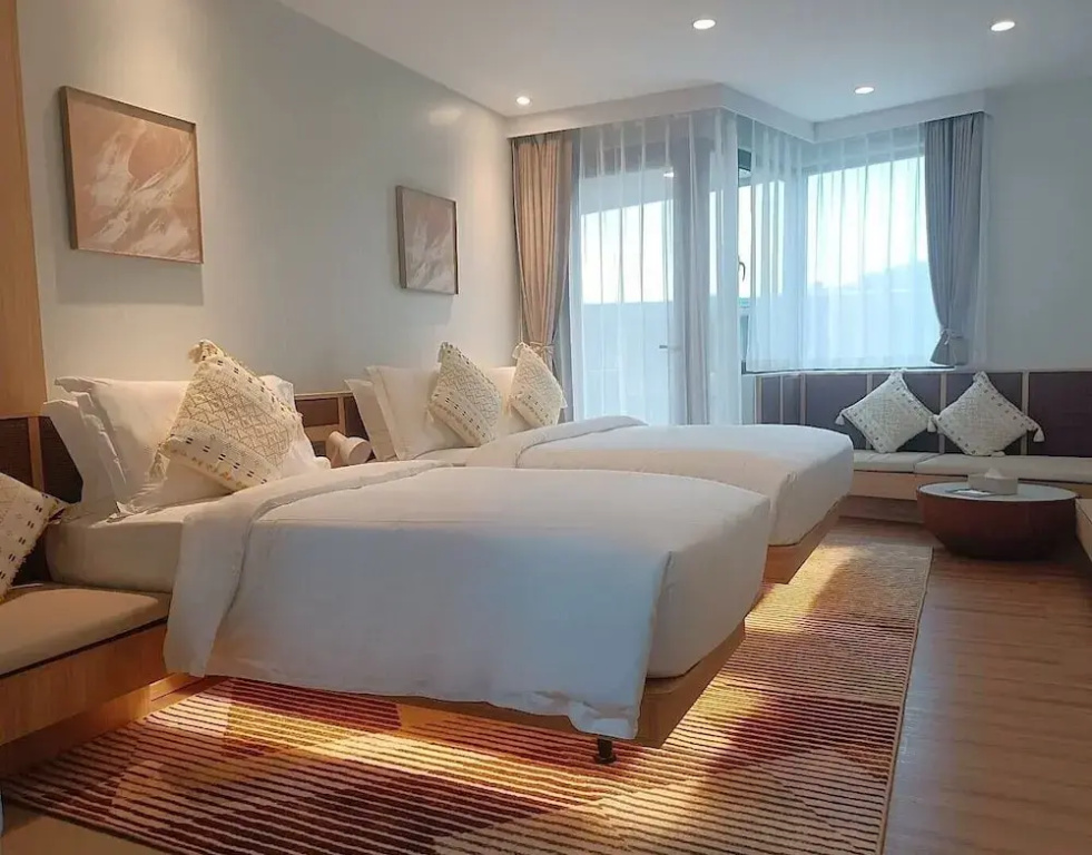 Standard room with balcony