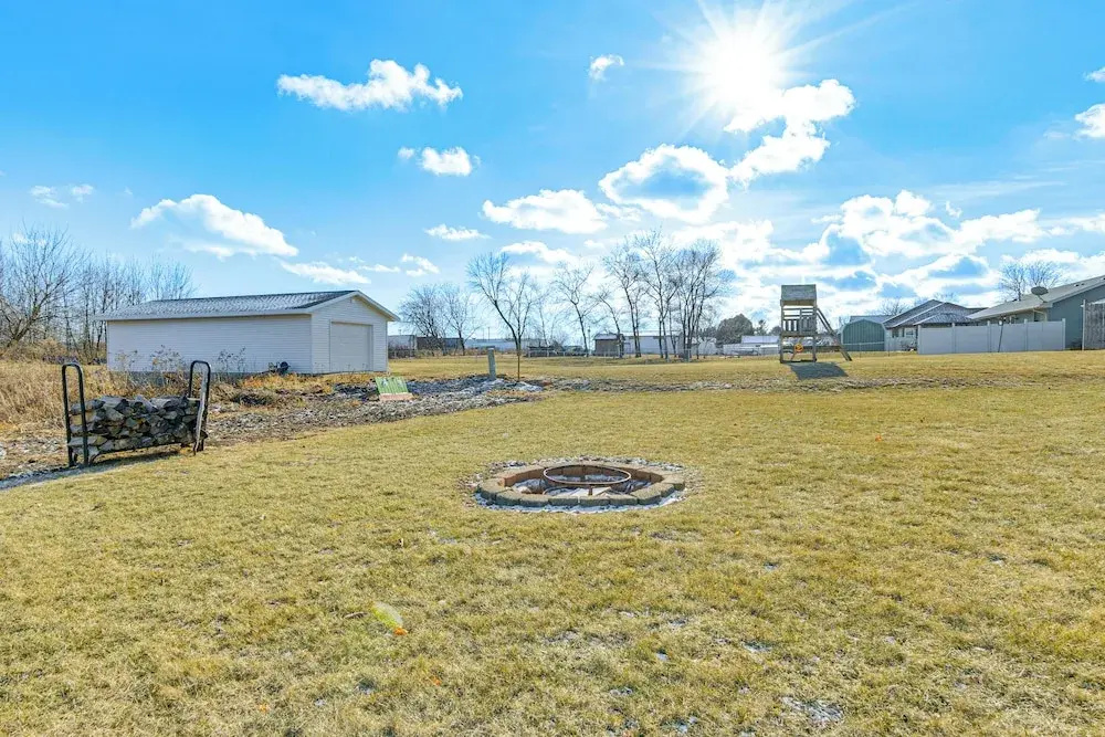 2 Mi to Lake Michigan: Cozy Duplex w/ Private Yard