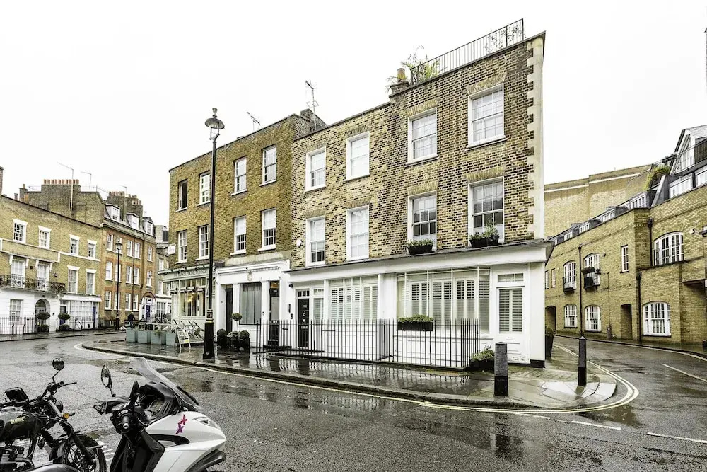 Bright Marylebone Apartment