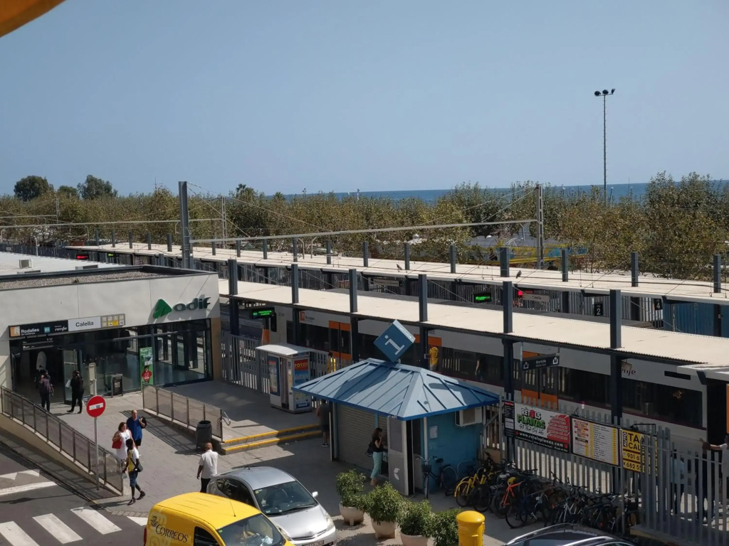 Luxury Apartment Accommodation, next to beach & train station Calella