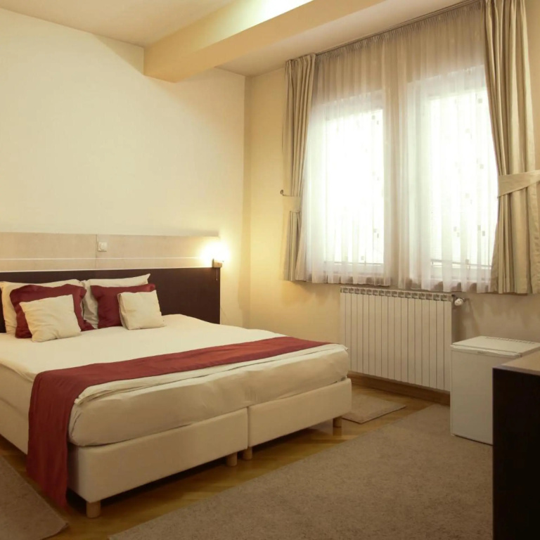 Hotel Premier — 4