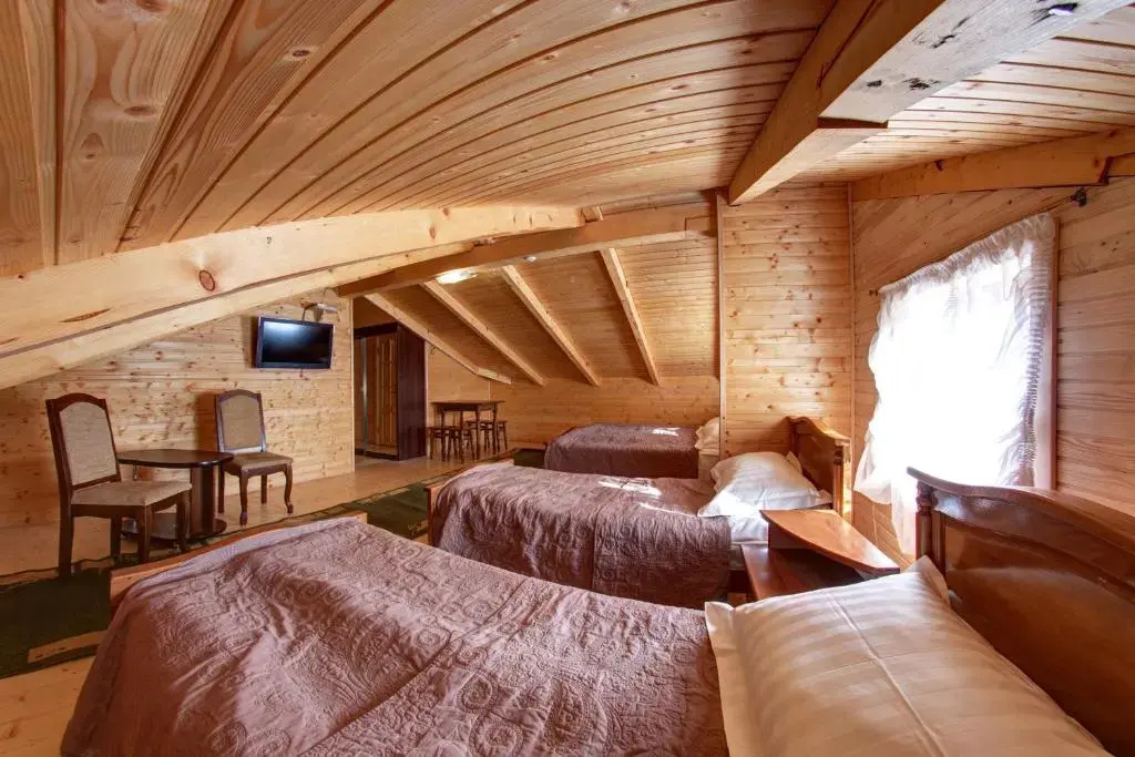 Economy room