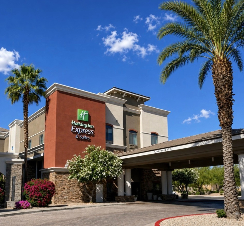 Holiday Inn Express & Suites Phoenix - Glendale Sports Dist by IHG