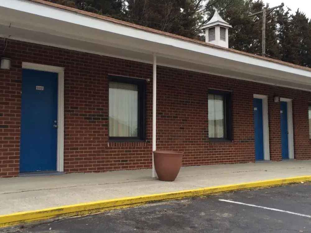 Budget Inn