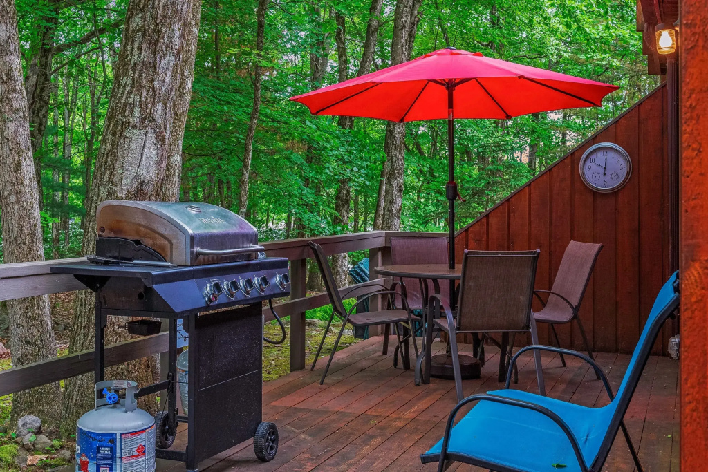 Boulder Pointe by Avantstay Deck & Forest Views, Boulder Lake Club Passes