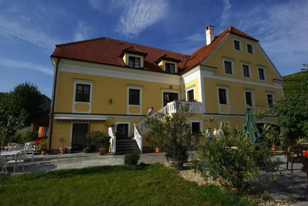 Hotel Weinberghof & Weingut Lagler