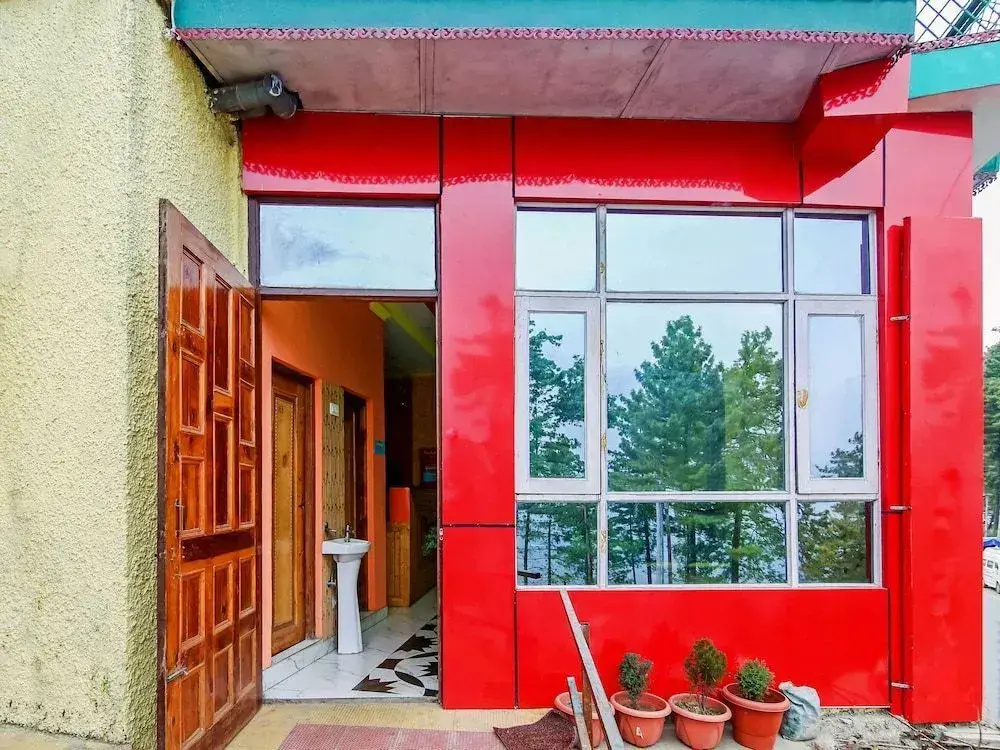 Green Park Homestay By OYO Rooms