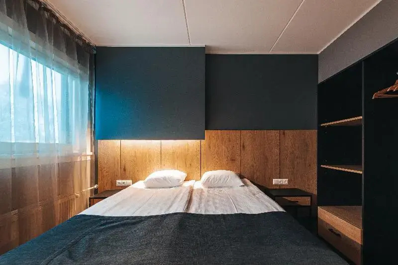Go Hotel Shnelli - Chambres