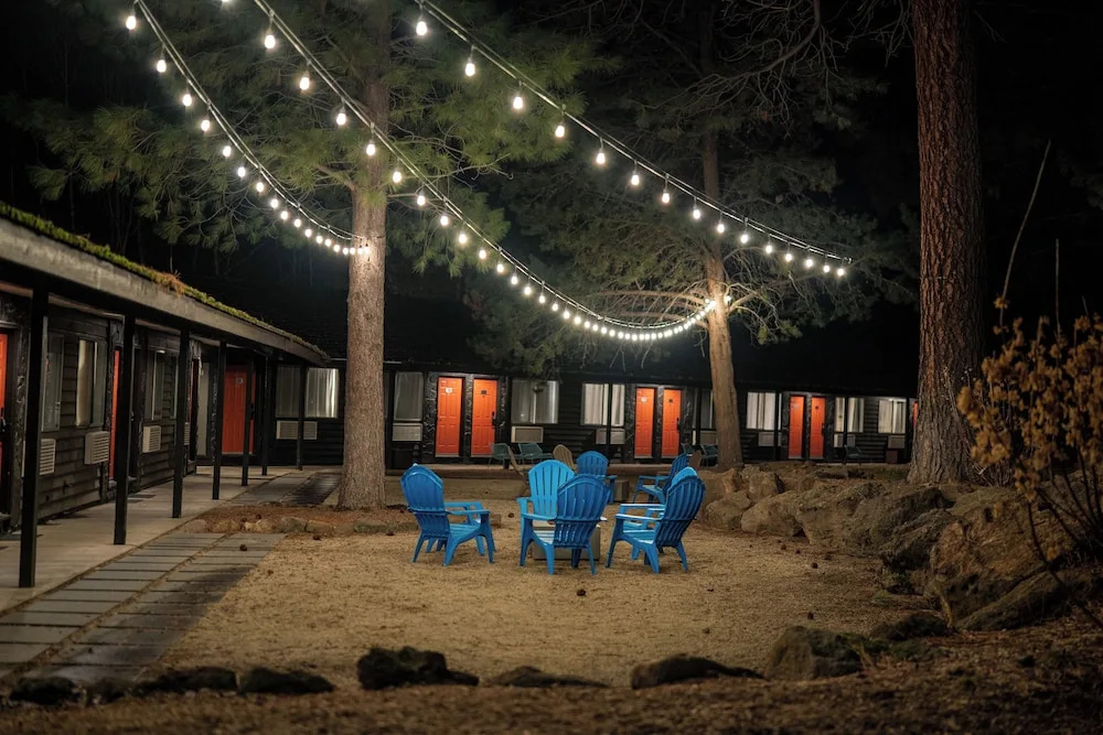 Trailhead Lodge