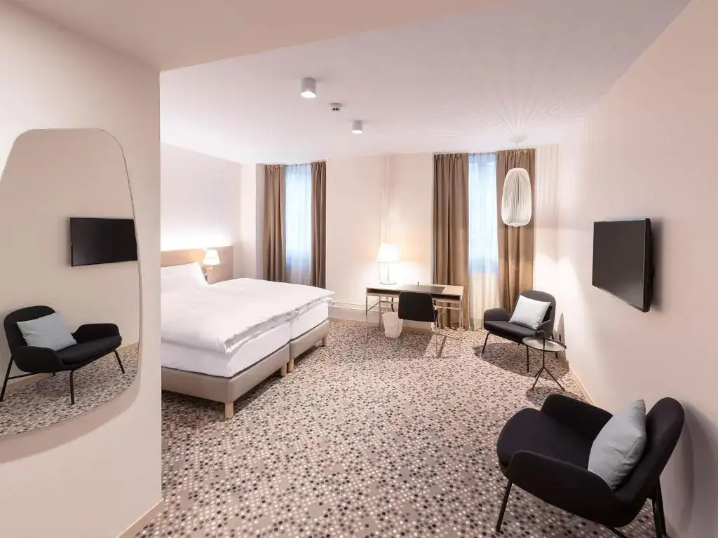 Superior Double room (full double bed)
