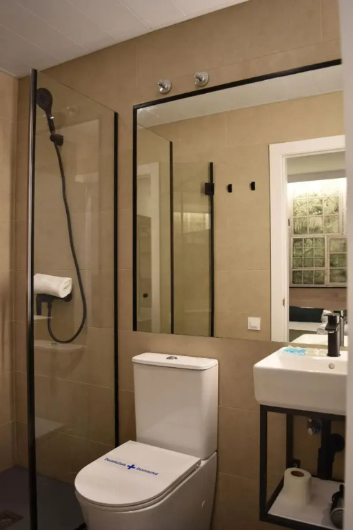 Standard Double room with balcony (twin beds)