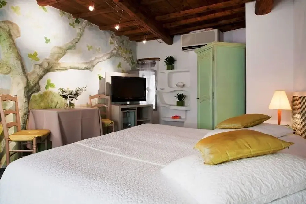 Hostellerie Le Castellas - Chambres
