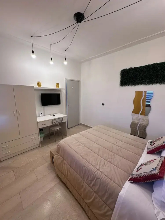 Deluxe Double room with balcony and with partial sea view (full double bed)