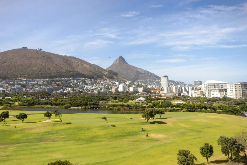 Mouille Point Apartment