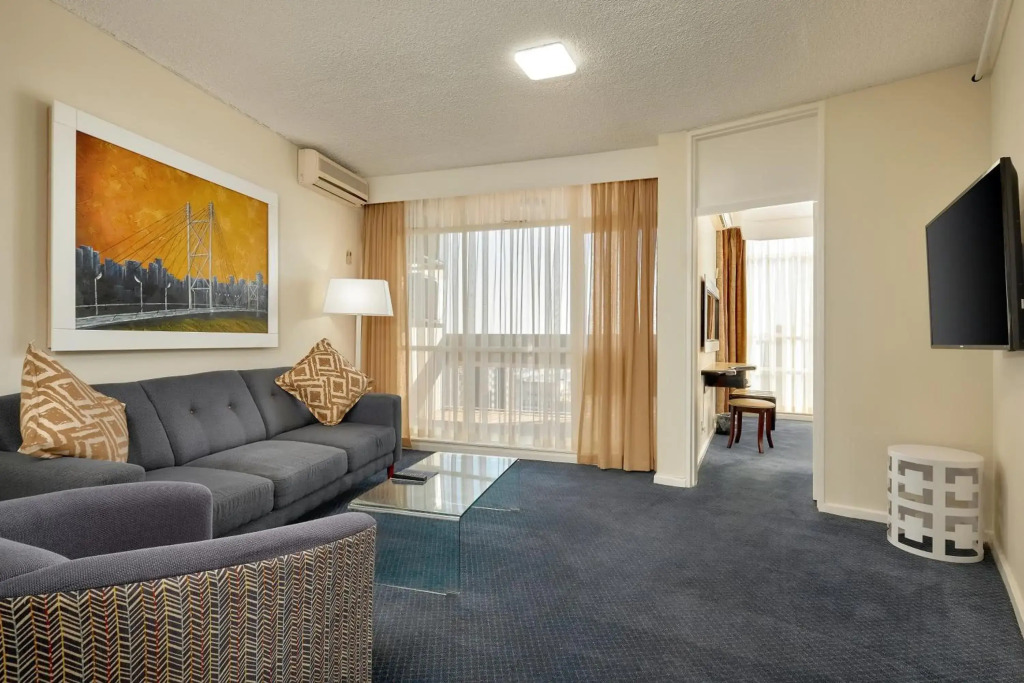 The Parktonian All Suite Hotel - фото 4