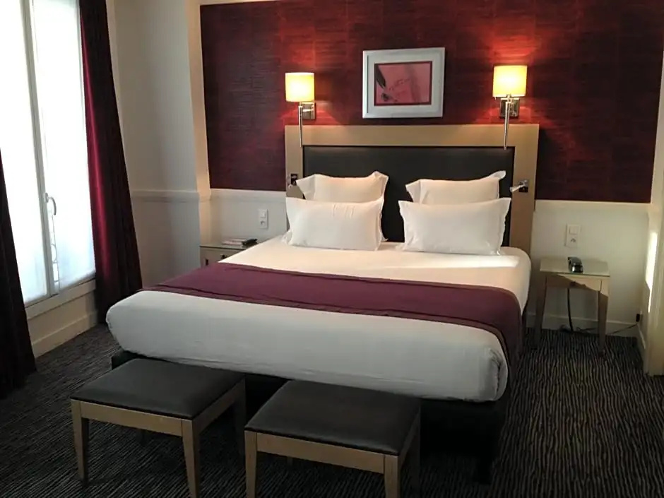 Privilege room