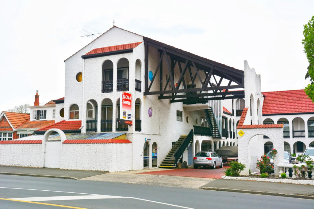 Alcala Motel by null