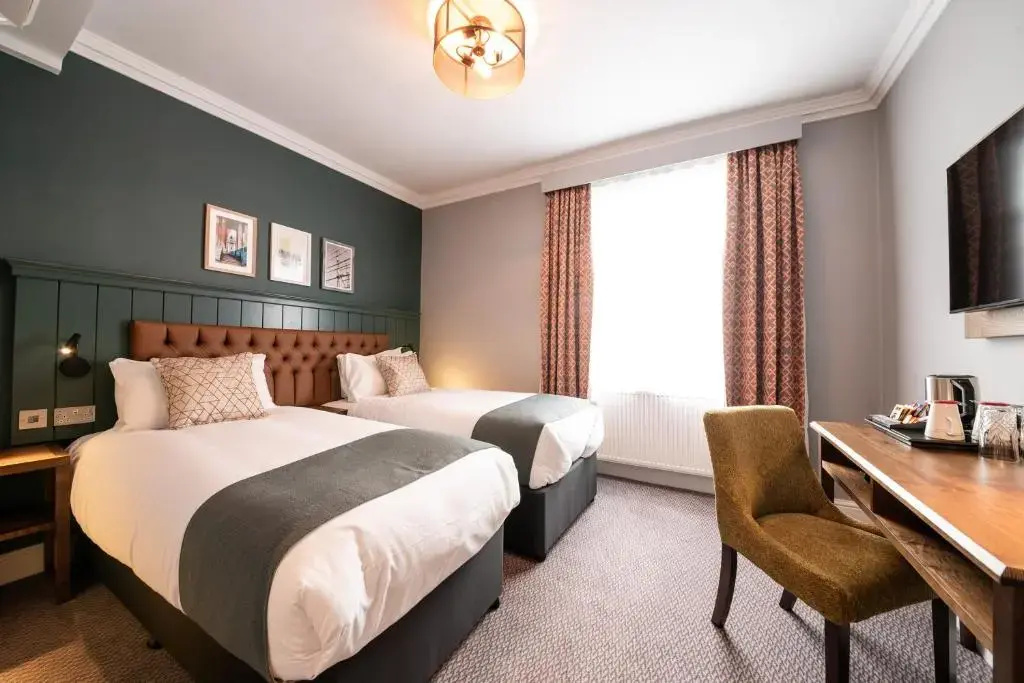 Standard Double room (full double bed)