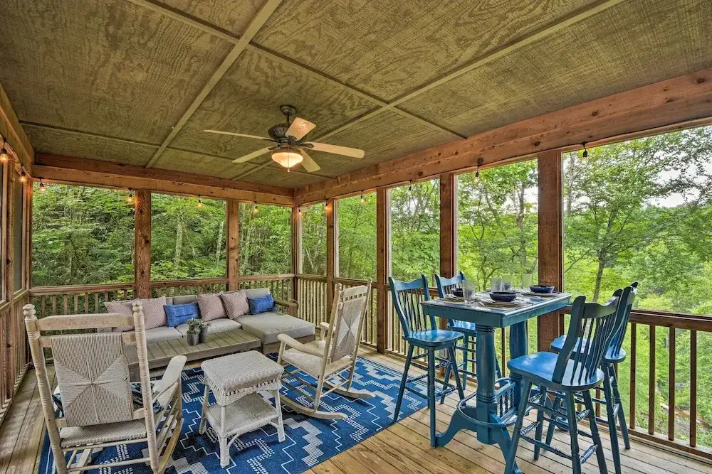 Quiet Riverfront Escape With Deck & Fly Fishing!